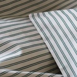 By Mats Juniorsengetøj - Green Double Stripe
