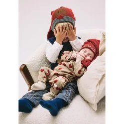 Hust & Claire Teaberry Fritzie Jul