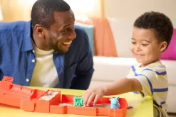 Kinetic Sand Sandy Farm Set