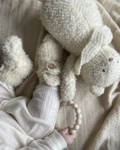 Smallstuff Aktivitetsbamse, bouclé merino uld, off white